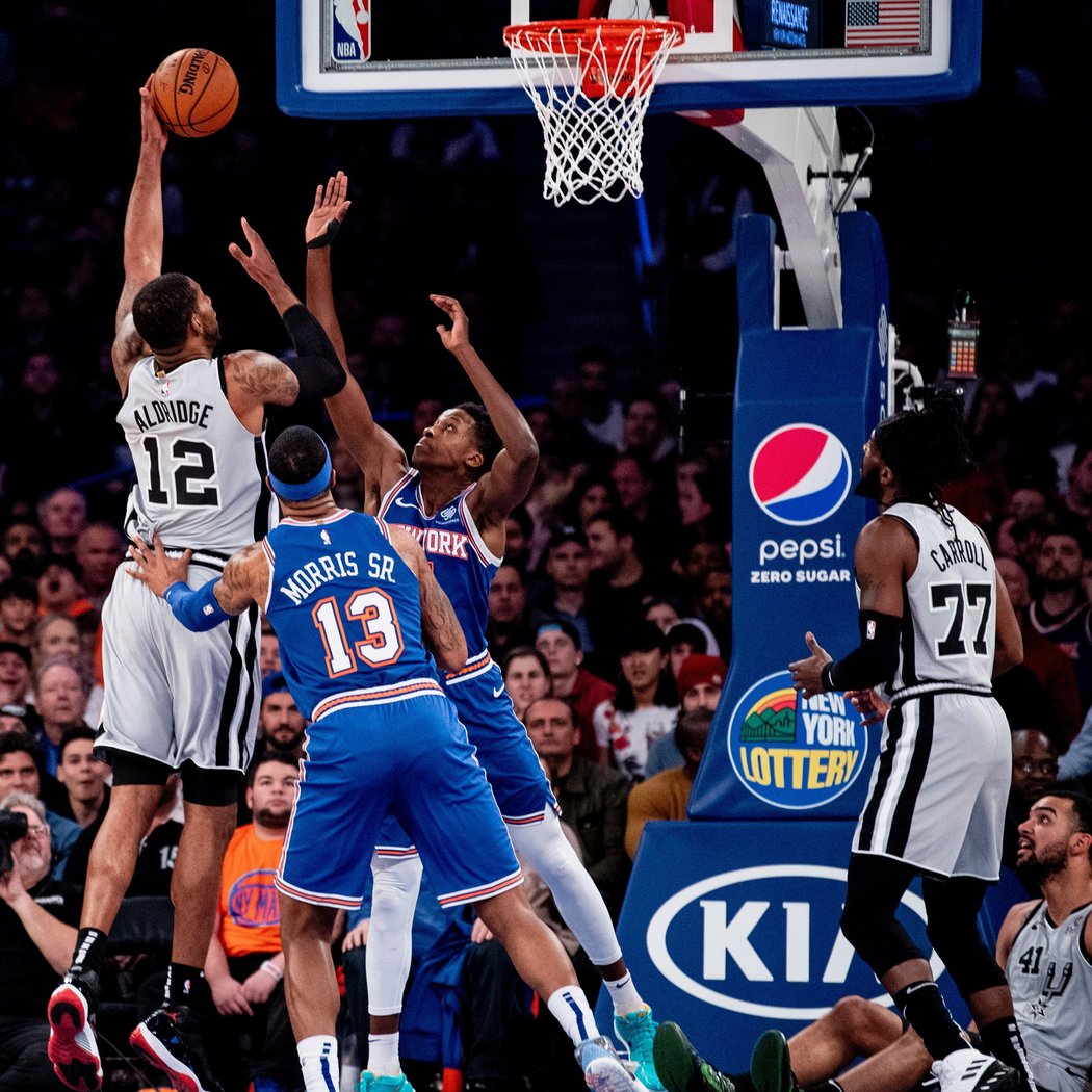 New York Knicks at San Antonio Spurs 1